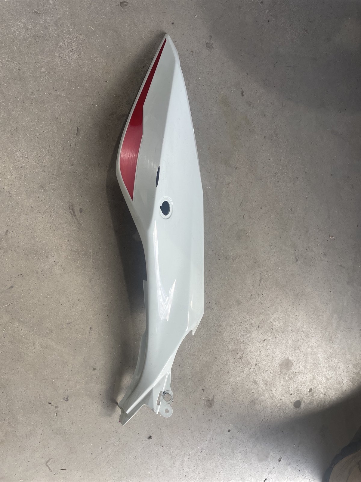 Kawasaki Z400 Ninja Side Cover Seat Cowl L/H 20192023 Ex400 OEM 36041