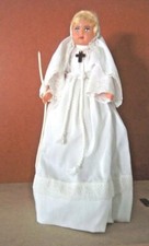 POUPEE SNF - SOCIETE NOBEL FRANCE - COMMUNIANTE sur BONBONNIERE - EXCELLENT ETAT