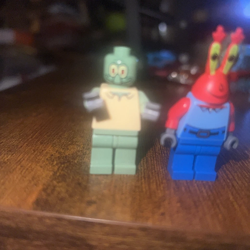 LEGO Squidward Tentacles & Mr. Krabs Mini Figures SpongeBob SquarePants, Rare - Image 2 of 4