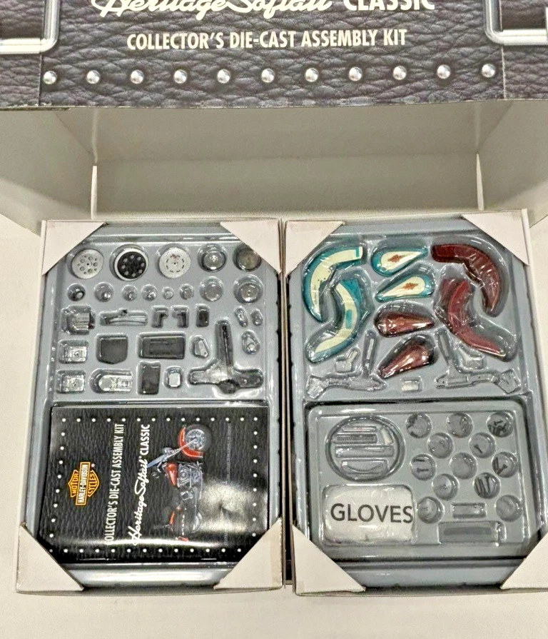 Franklin Mint 2000 Harley Davidson Heritage Softail Die Cast Assembly Kit NIB - Image 2 of 4