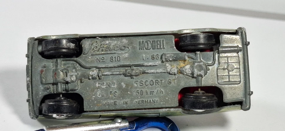 FORD ESCORT GT 1/66 Schuco verde - Immagine 4 di 4