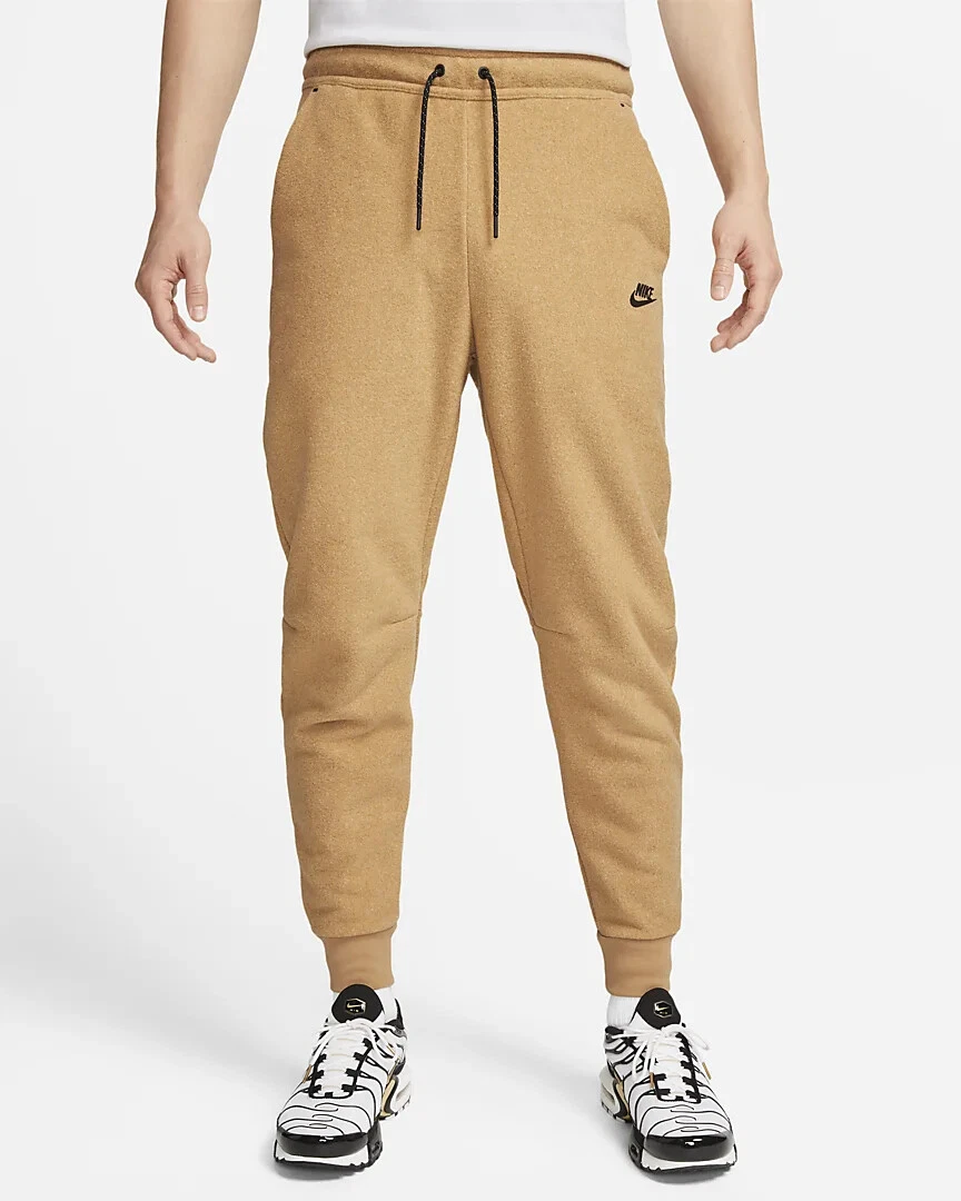Nike Tech Fleece Men s Winterized Joggers Gold New DQ4808