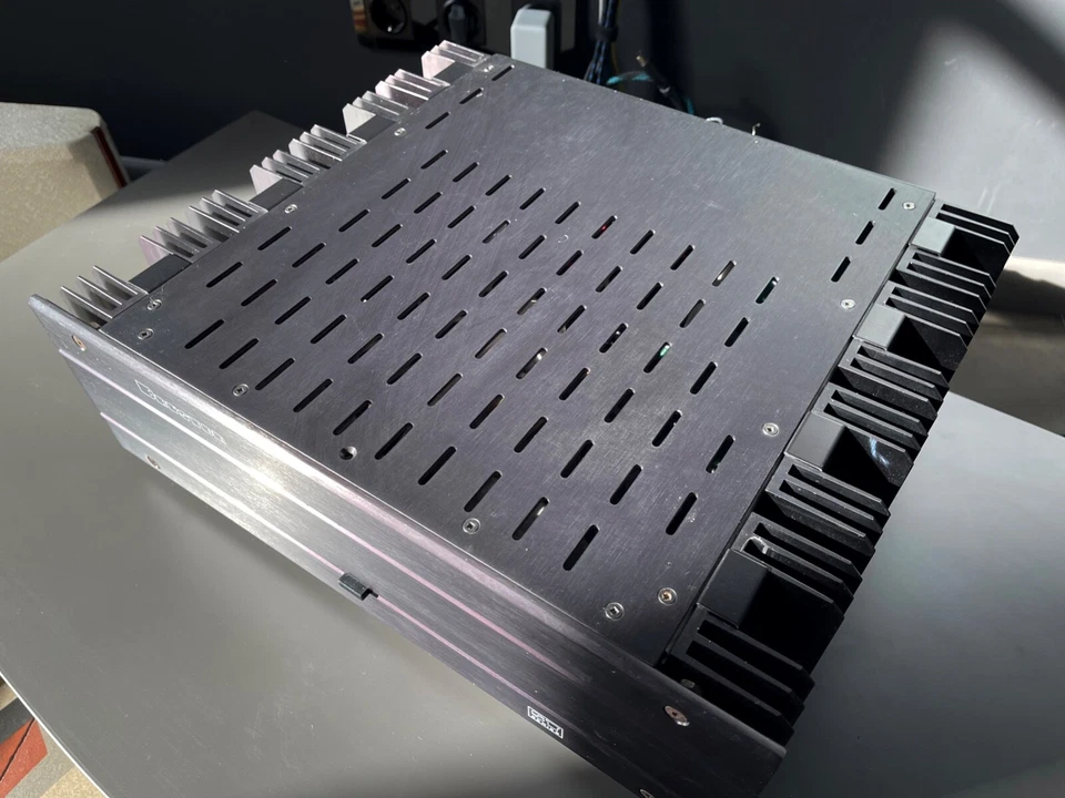 FINALE BRYSTON 5B ST 3 CH XLR - Immagine 2 di 4