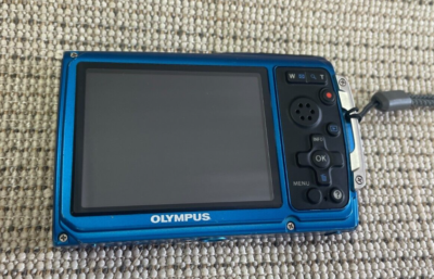 Olympus Tough TG-310 14.0MP Digital Camera - Blue (228050) for