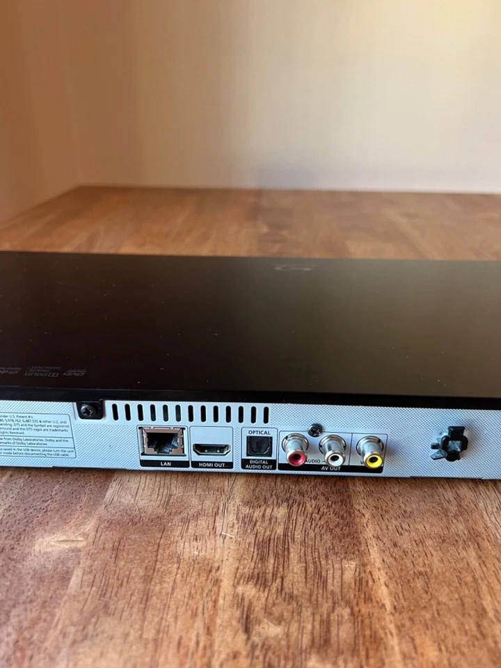 Reproductor Blu-ray Samsung BD-D5700 Foto 3 de 4