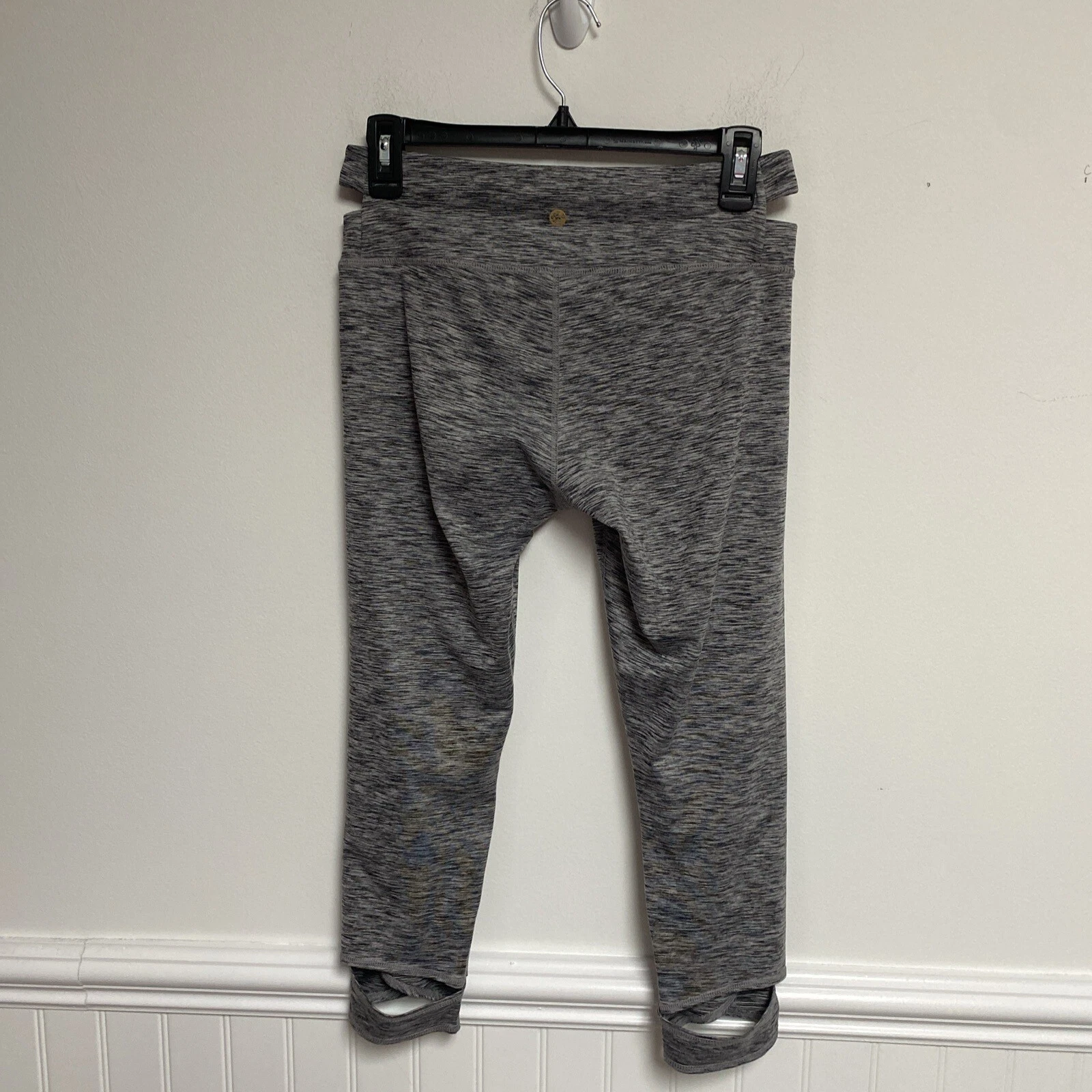 manuka cut out active leggings