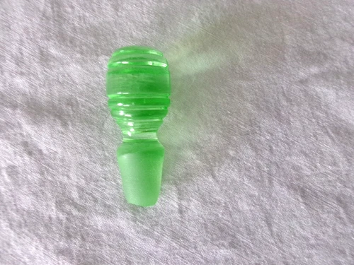 Vintage GREEN DEPRESSION URANIUM GLASS LITTLE BOTTLE STOPPER w/ RINGS - Cruet?