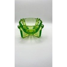 Vintage Green Uranium Glass Ashtray Art Deco Ribbed Vaseline Glass 4.5 Inch