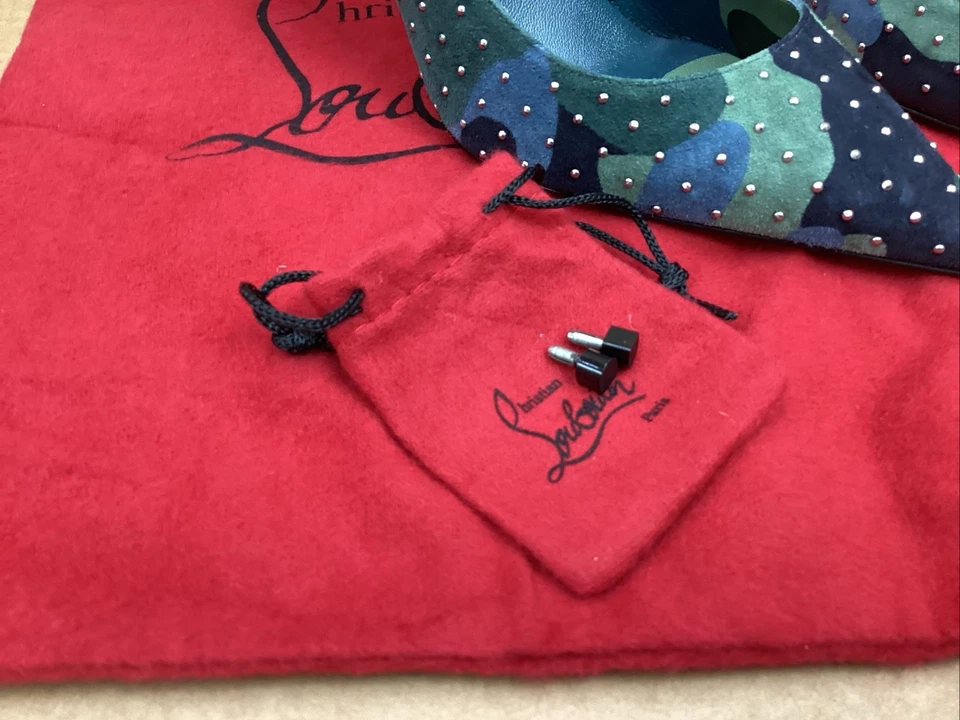 Christian Louboutin Kate Plume Gamuza Zapatos Tacones Camuflados 35.5/5 Precio de venta $995 Foto 4 de 4