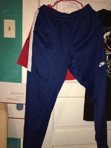 nike tribute sweatpants