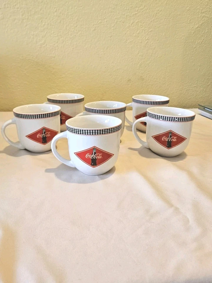 Set Of 6 - 2003 Coca Cola Gibson Coffee Cups. - Image 2 of 4