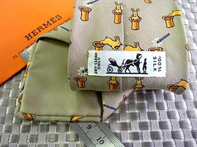 HERMES Neck tie Silk Green Yellow Logo japan seller N0108 09 Made