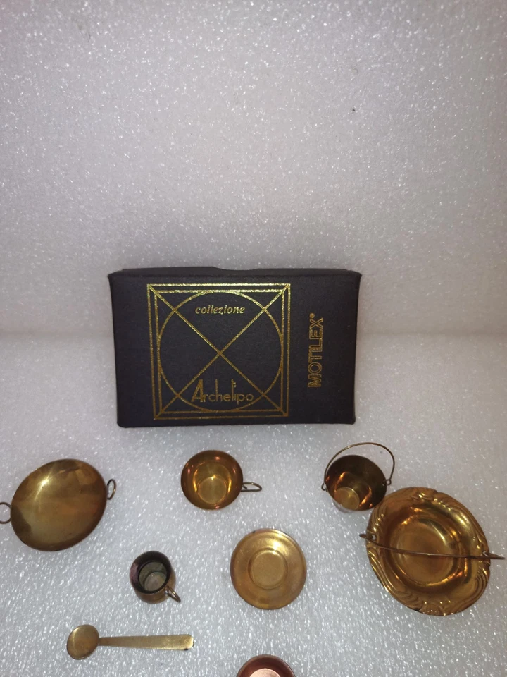 Set 8 Pezzi In Miniatura In Metallo LEGGI DESCRIZIONE - Immagine 4 di 4