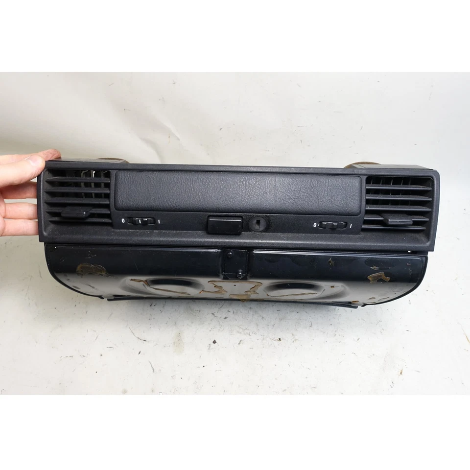 Conjunto de guantera BMW E36 serie 3 1996-1999 dañada con rejillas de ventilación negra OEM Foto 4 de 4