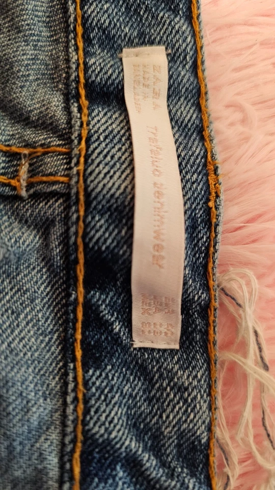 Pantalones Cortos Zara Mujeres Azul Algodón Dobladillo Crudo Envejecido Trafaluc Denimwear 03 Talla Foto 4 de 4