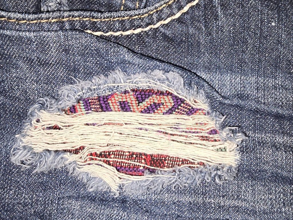 VTG Mudd Jean Distressed Shorts Aztec Pockets SZ … - image 3