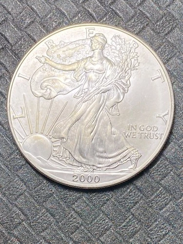 2000 American Eagle Silver Dollar!! BU!! LUSTROUS GEM MINT STATE!!