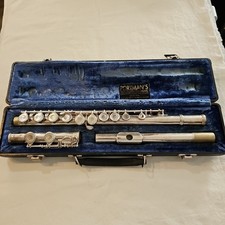 Gemeinhardt 2SP G73057 Flute Silver Plated Flute Elkhart Indiana With Case