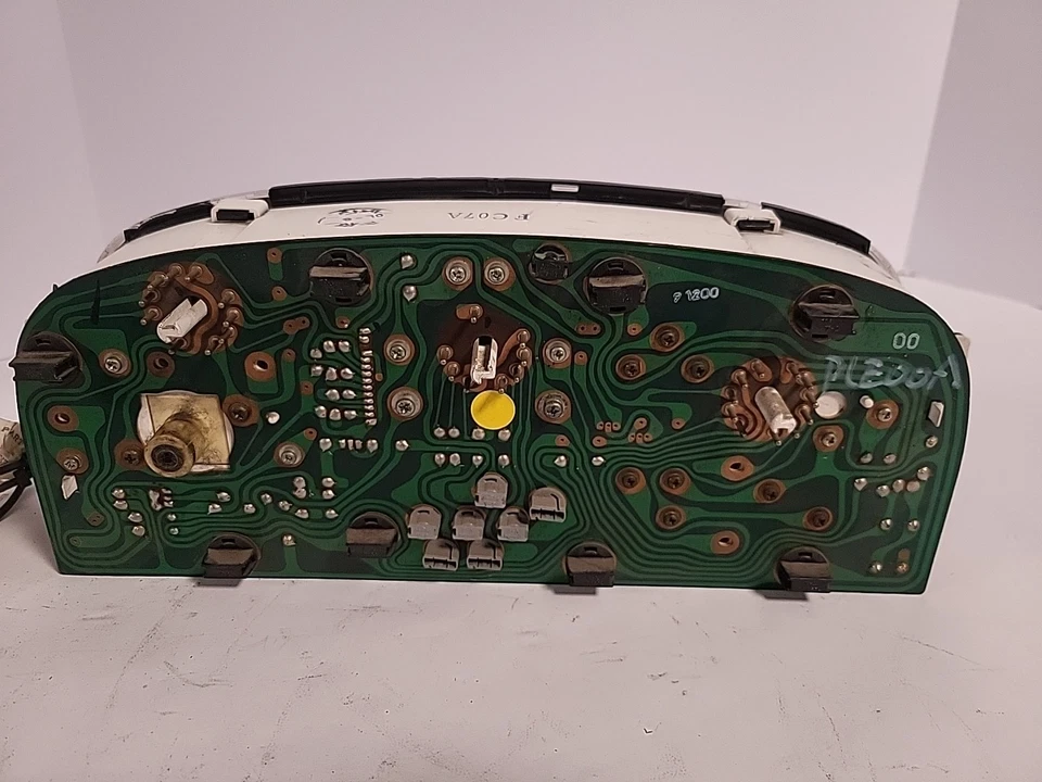 Speedometer Head Only Without Turbo Fits 89-91 MAZDA RX7 173756 HH2 - Image 3 of 4