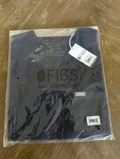 🔥FIRE SALE🔥 NEW FIGS Women's Navy Catarina - One-Pocket Scrub Top Multi Size