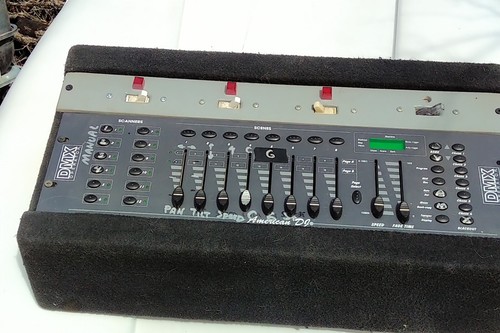 American DJ DMX 8 Chan Operator Controller & Console With 2/2 dimmers - Picture 4 of 4