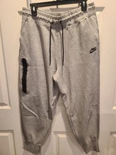 Nike Tech Fleece Jogger Pant Women Size L Gray Heather Relaxed Sweatpant 