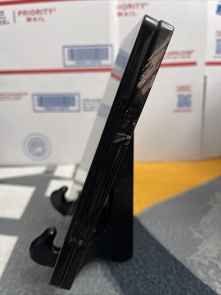 Harry Potter and the Deathly Hallows Part 1 Steelbook Blu Ray FUTURESHOP VARIANT - Image 4 of 4