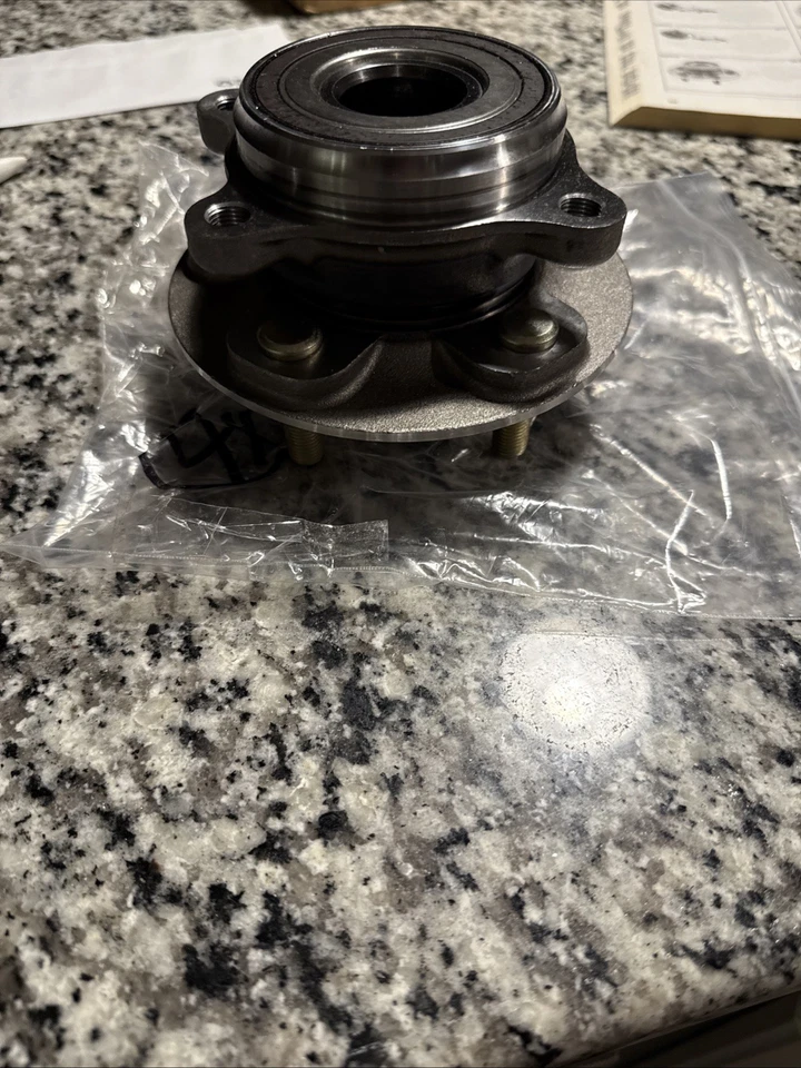 Front Left or Right Wheel Bearing Hub Assembly for Toyota Rav4 Mirai Scion TC - Image 2 of 4