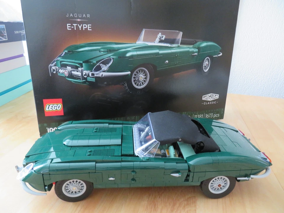 LEGO Icons 11381 Jaguar E-type, photo 1 of 5