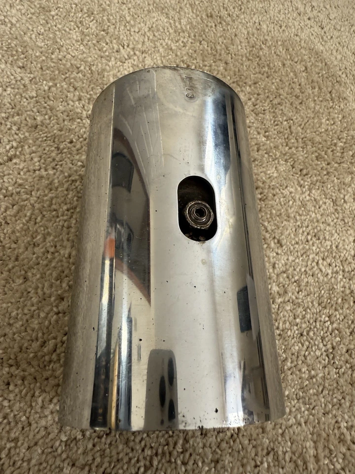 BMW OEM F22 serie 2 - F30/31 serie 3 - F32/33/36 4 Ser.  M Perf. Punta de escape cromada Foto 2 de 3