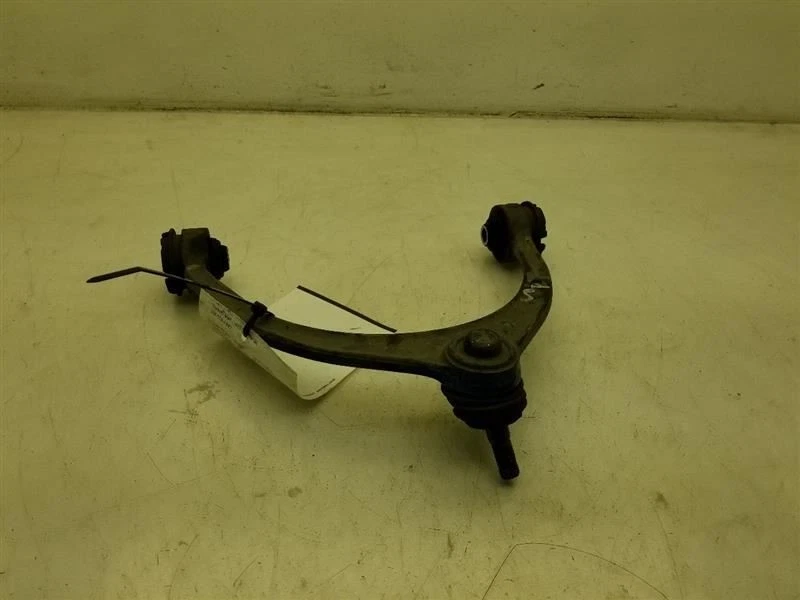 95-00 LEXUS LS400 LADO DEL CONDUCTOR BRAZO DE CONTROL SUPERIOR DELANTERO  Foto 3 de 4