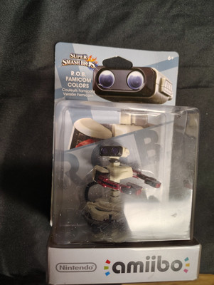 ゲームキャラクター Nintendo R.O.B. Famicom Colors amiibo R.O.B. (Famicom Colours) (Super Smash Bros. Collection) amiibo