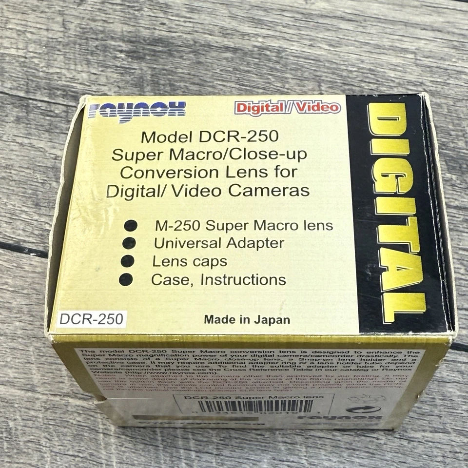 Raynox DCR-250 2.5x Super Macro Snap-On Lens Universal 52mm-67mm Fitment - Image 3 of 4