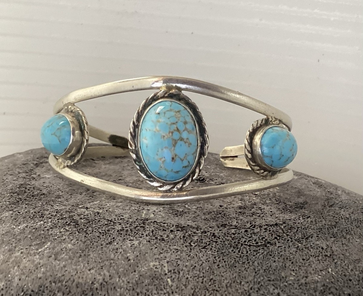 Vintage Mexico Silver Light Blue Turquoise Hubbell Glass Cabochon Cuff Bracelet