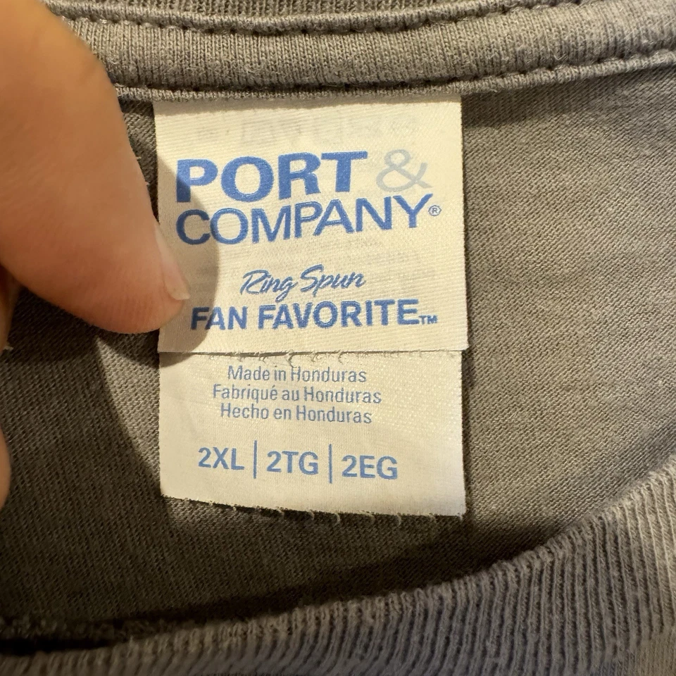 Camisa gris con logotipo de carreras Alfa Romeo XXL para hombre Foto 4 de 4