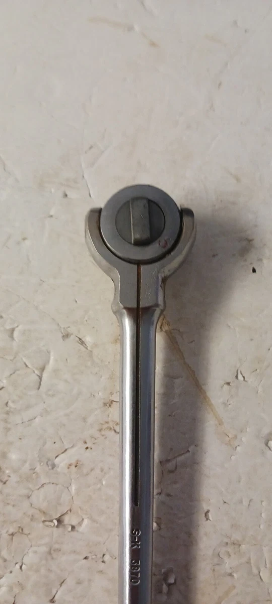 S K 3 8