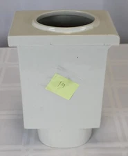 (19) Knight Soda Fountain Co. 706 Porcelain Syrup Dispenser