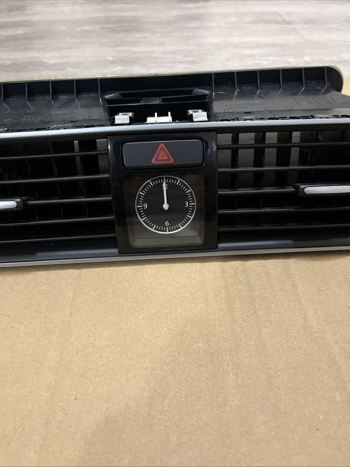 🔥 Volkswagen Passat 2012-2015 tablero central ventilaciones de aire ¡con reloj y botón de peligro!! Foto 3 de 4