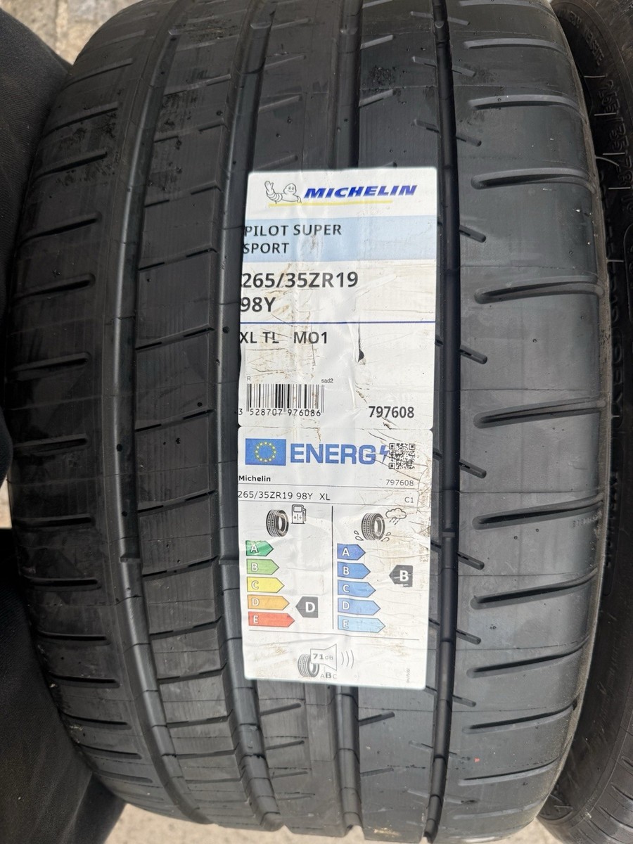送料込み265/35ZR19 MICHELIN PilotSport 2本セット Amazon.com: Michelin Pilot Sport All Season 4 Performance