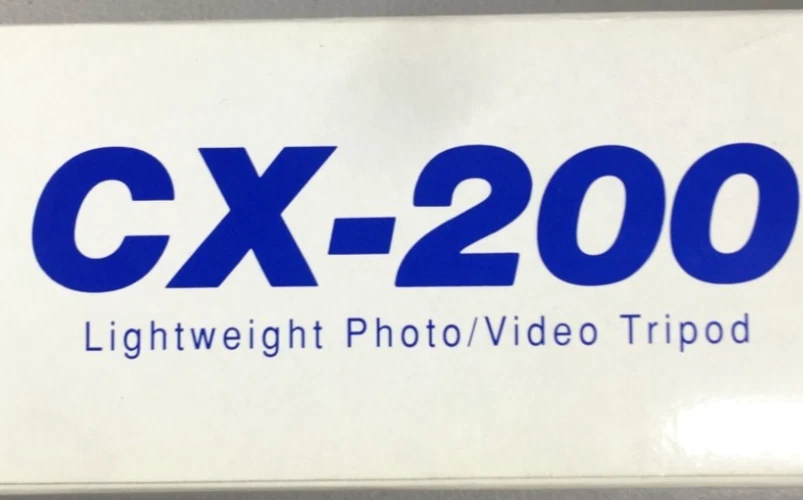 Velbon CX-200 Lightweight Aluminum Photo/Video Tripod 17.2" Expands to 45.1" NEW - Image 2 of 4