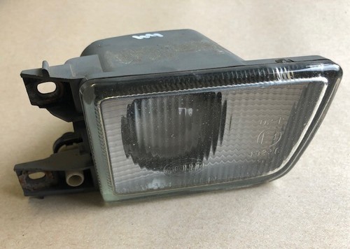 VW Golf 3 lll  Nebelscheinwerfer vorne rechts Hella 301139354