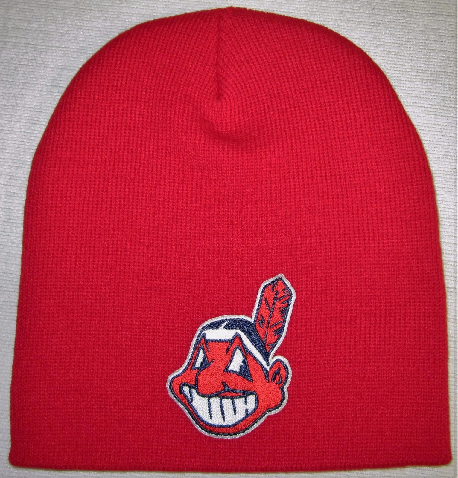 Cleveland Indians Beanie SKULL CAP HAT CLASSIC M.L.B PATCH/LOGO