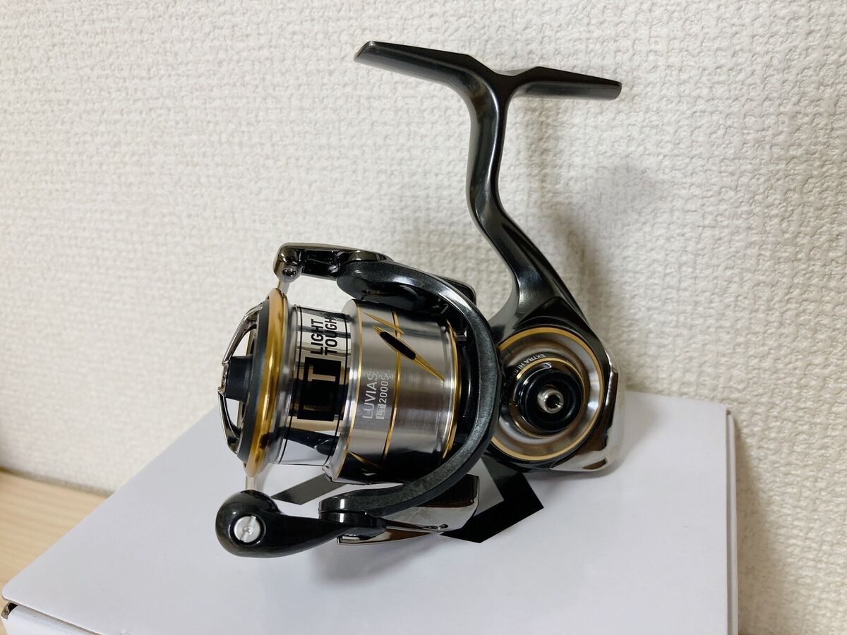 Daiwa Spinning Reel 20 LUVIAS FC LT2000-S-XH 6.2:1 Fishing Reel IN