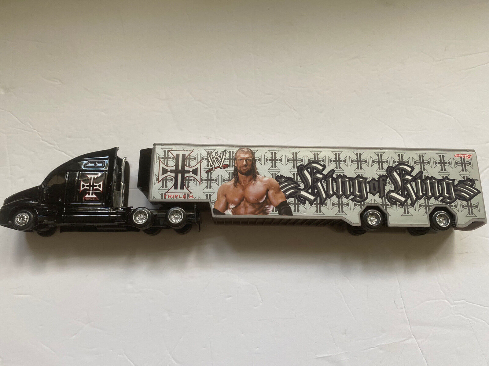 hot wheels monster trucks wwe Trailer Mack Triple H Wrestling Die Cast