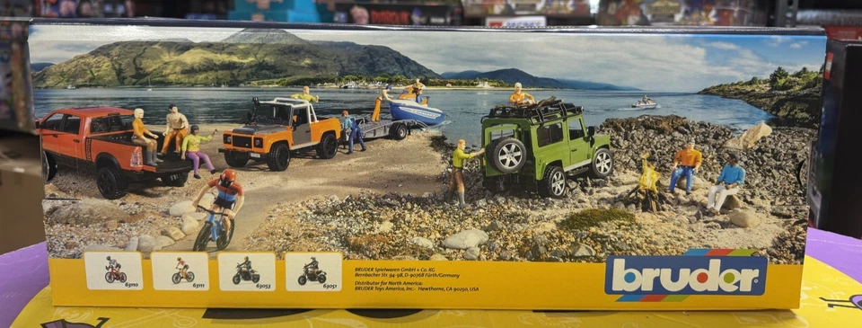 BRUDER 02543 - scala 1:16 - JEEP WRANGLER RUBICON CON MOUNTAIN BIKE E CICLISTA - Immagine 3 di 4