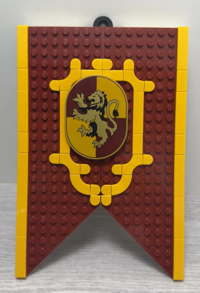 LEGO Harry Potter 76409 Gryffindor House Banner, photo 2 sur 5
