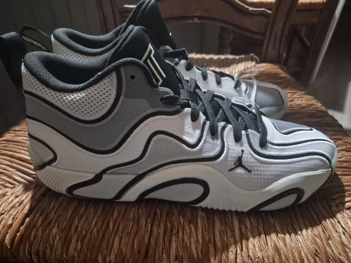 Preços baixos em Jordan Tatum 3 Zen - FZ6598-001 | eBay