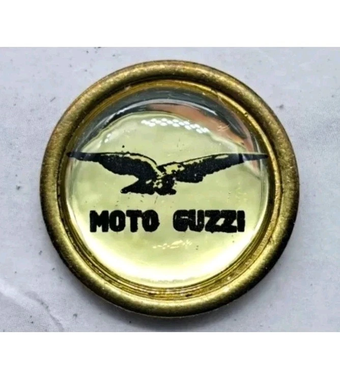 Pin's Moto Guzzi V7 - Broche Métal Émaillée Moto Collector 38 Mm