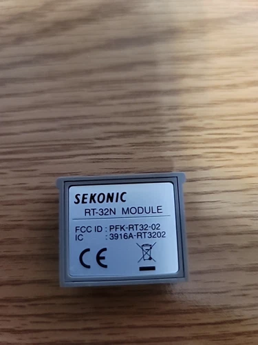One Sekonic Pocket Wizard RT Module 32N RT32N  L -358 L-558 L-758 l-358 RT-32N
