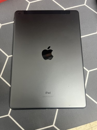 Apple iPad 9th Gen. 10.2", Wi-Fi+Cellular,64GB, Silver, A2603 - LOCKED π - Afbeelding 2 van 3
